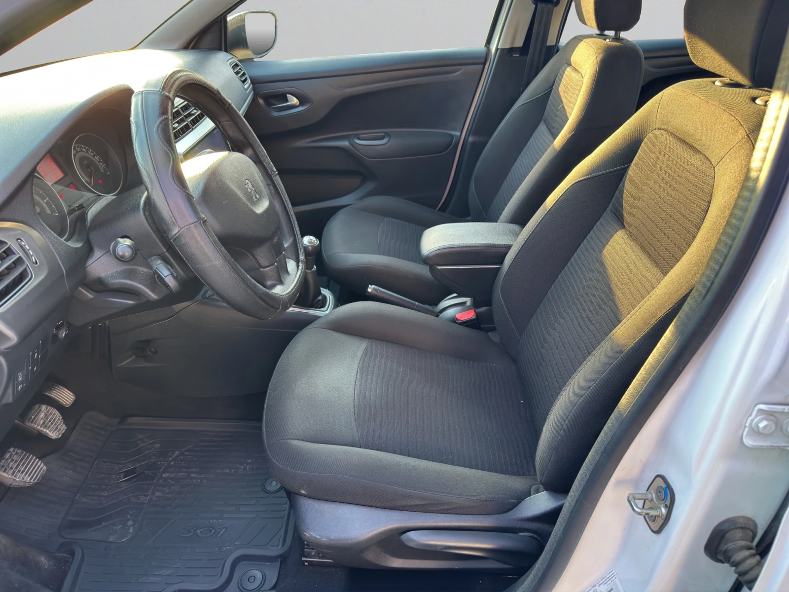 Peugeot 301 1.6 BlueHDI 92, снимка 9 - Автомобили и джипове - 53862941