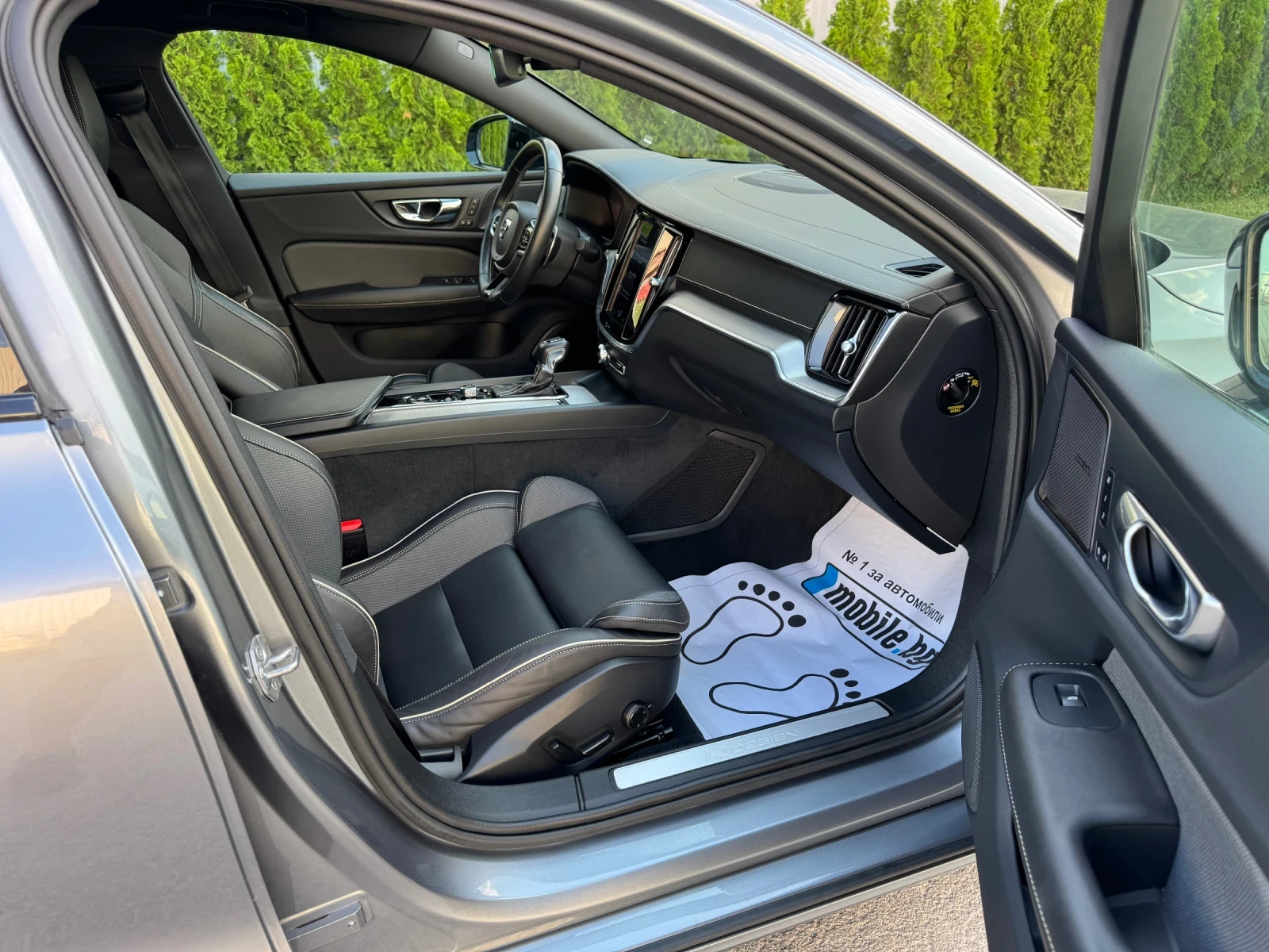 Volvo S60 2.0 T5/R-Design/Full/ШВЕЙЦАРИЯ!!!, снимка 11 - Автомобили и джипове - 53927383