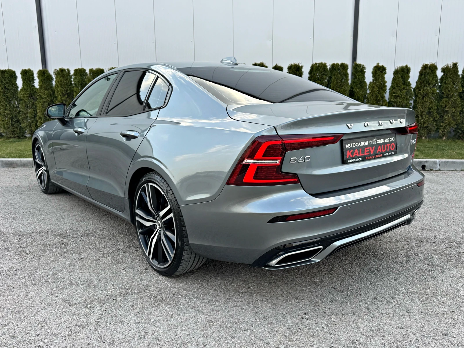 Volvo S60 2.0 T5/R-Design/Full/ШВЕЙЦАРИЯ!!!, снимка 5 - Автомобили и джипове - 53927383