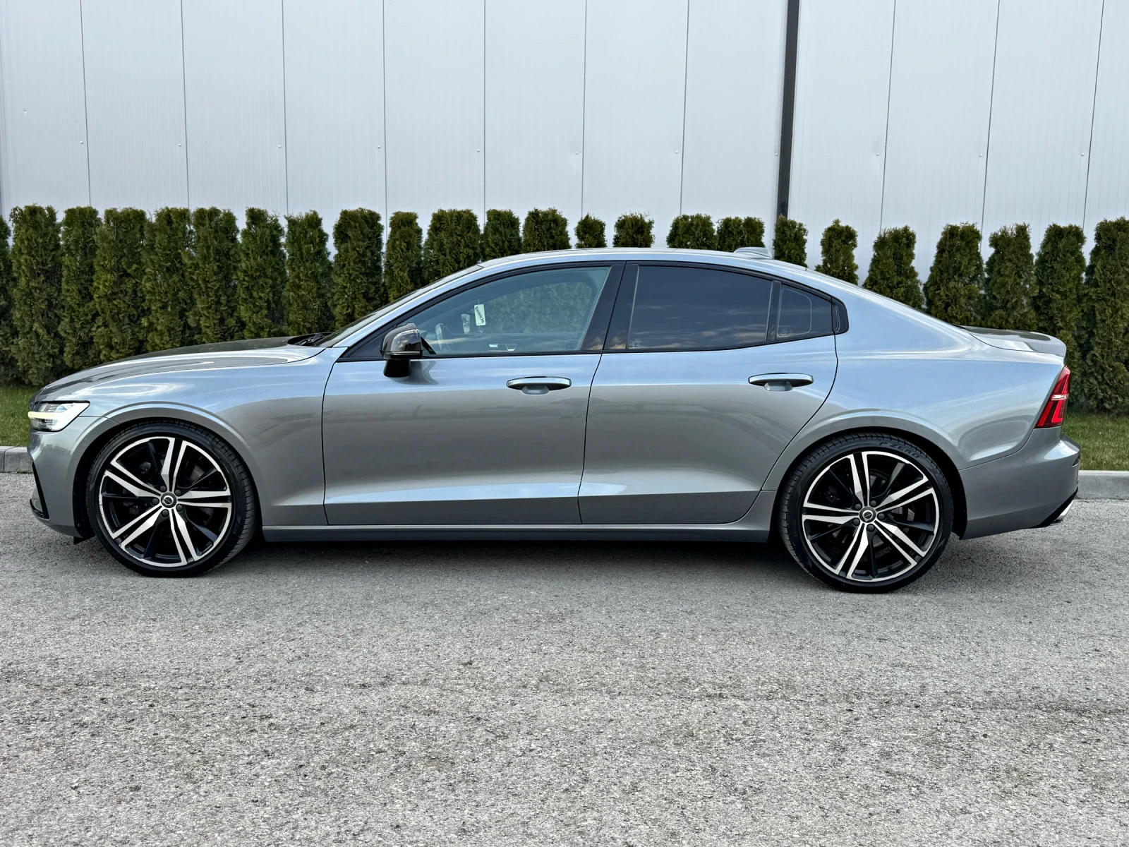 Volvo S60 2.0 T5/R-Design/Full/ШВЕЙЦАРИЯ!!!, снимка 4 - Автомобили и джипове - 53927383