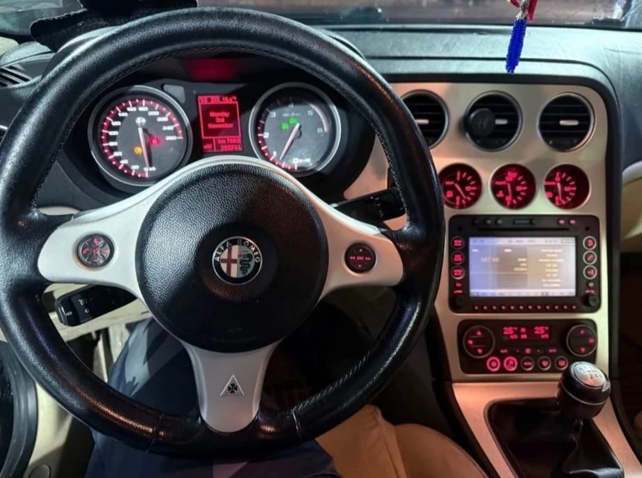 Alfa Romeo 159, снимка 6 - Автомобили и джипове - 54195003