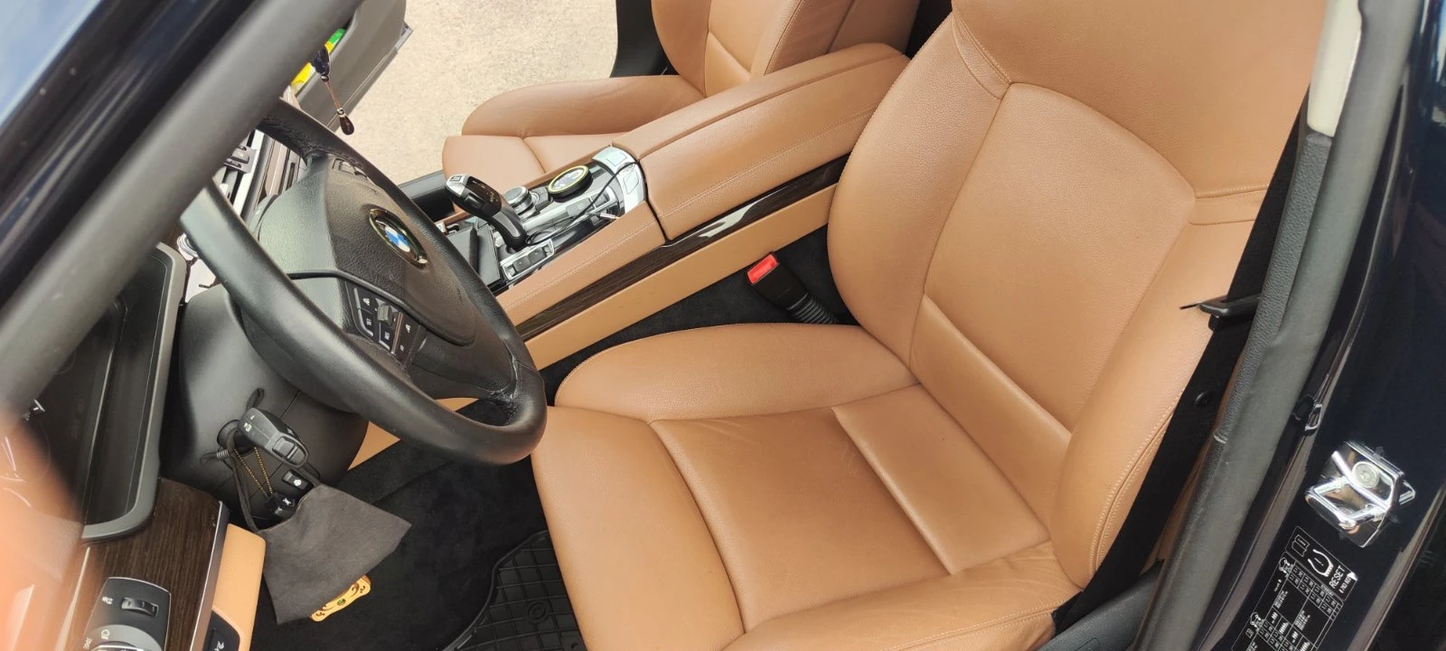 BMW 750, снимка 8 - Автомобили и джипове - 54481751