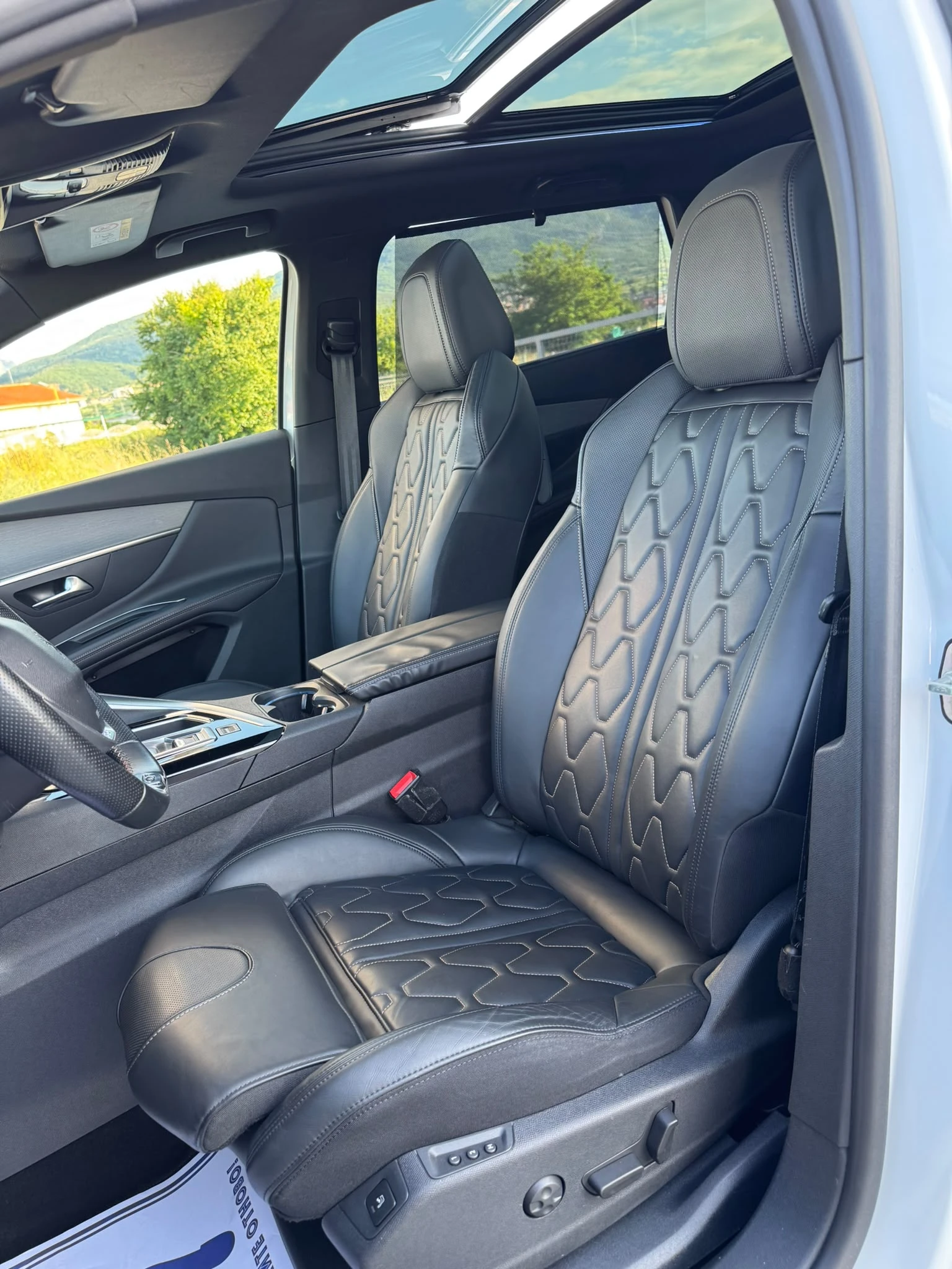 Peugeot 5008 2.0HDI GT LINE :: МАСАЖ :: 7МЕСТНА, снимка 7 - Автомобили и джипове - 54834029