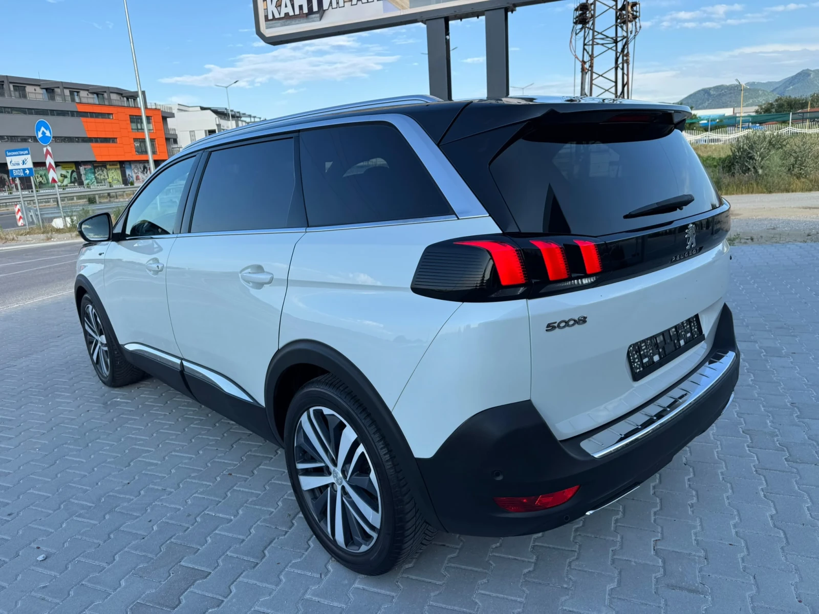 Peugeot 5008 2.0HDI GT LINE :: МАСАЖ :: 7МЕСТНА, снимка 5 - Автомобили и джипове - 54834029