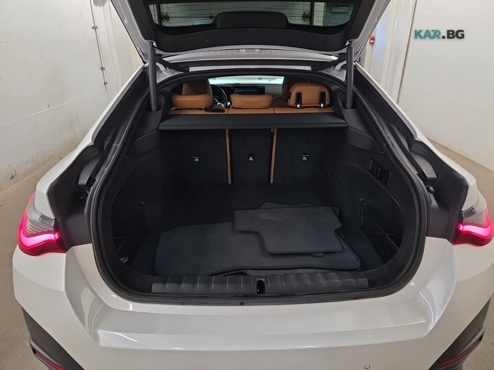 BMW i4 EDRIVE40 * АвтоКредит * (ЦЕНА ДО БГ), снимка 7 - Автомобили и джипове - 55080054
