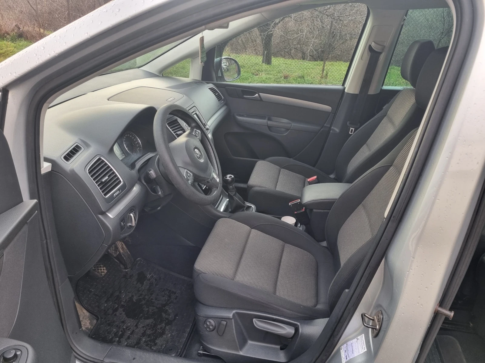 VW Sharan 2.0TDI, снимка 10 - Автомобили и джипове - 55090280