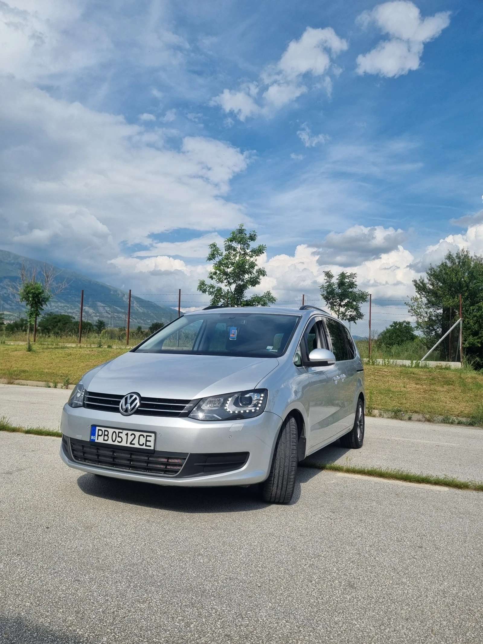 VW Sharan 2.0TDI, снимка 6 - Автомобили и джипове - 55090280