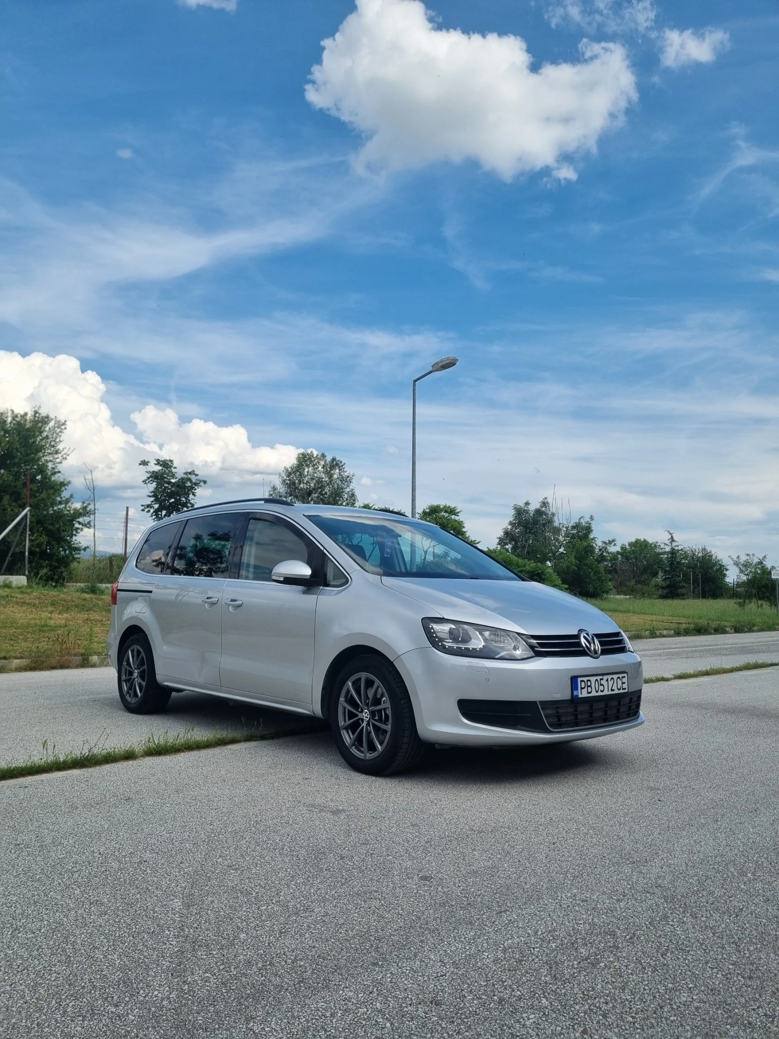 VW Sharan 2.0TDI, снимка 3 - Автомобили и джипове - 55090280