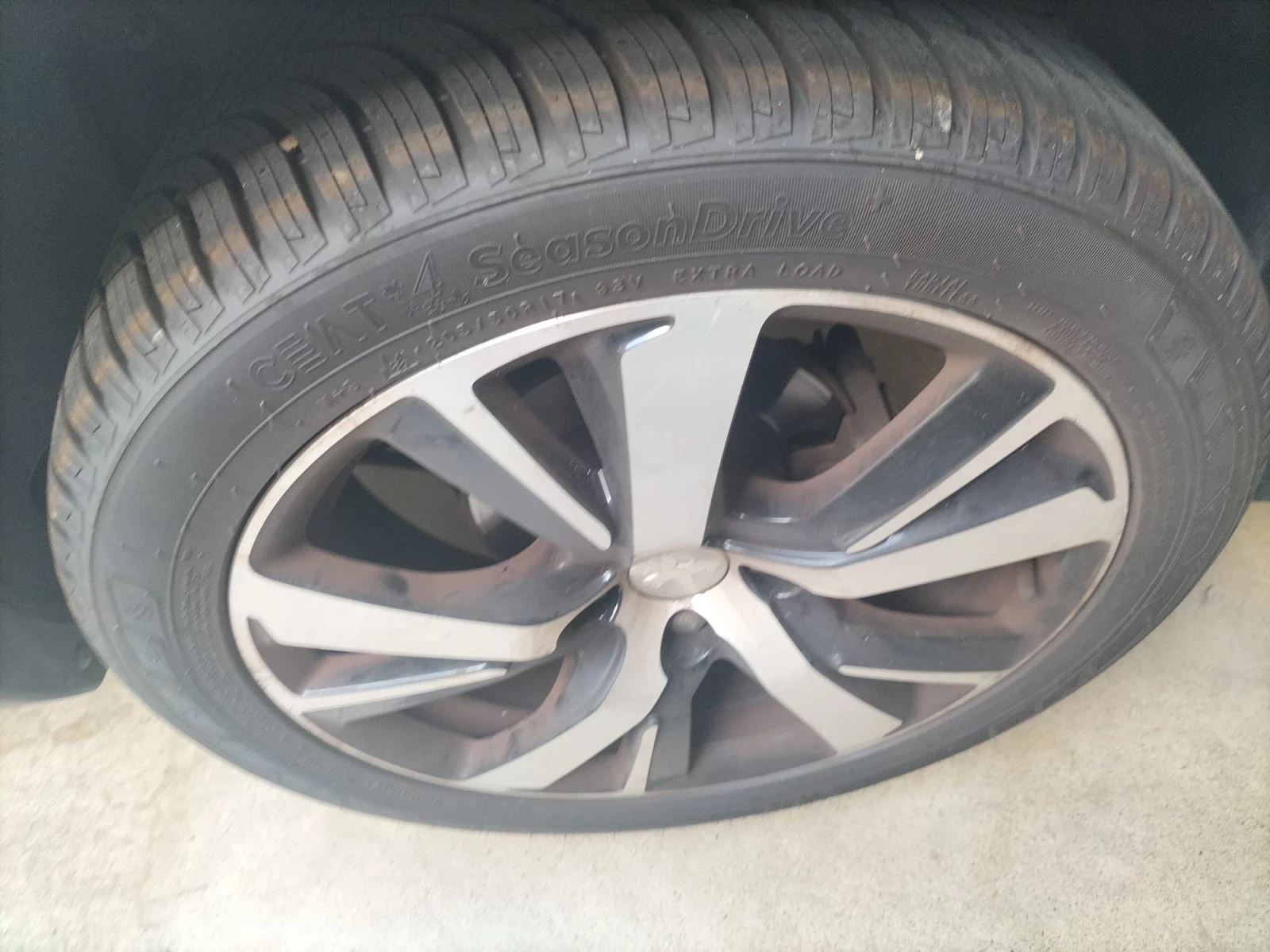 Peugeot 2008, снимка 4 - Автомобили и джипове - 55378982