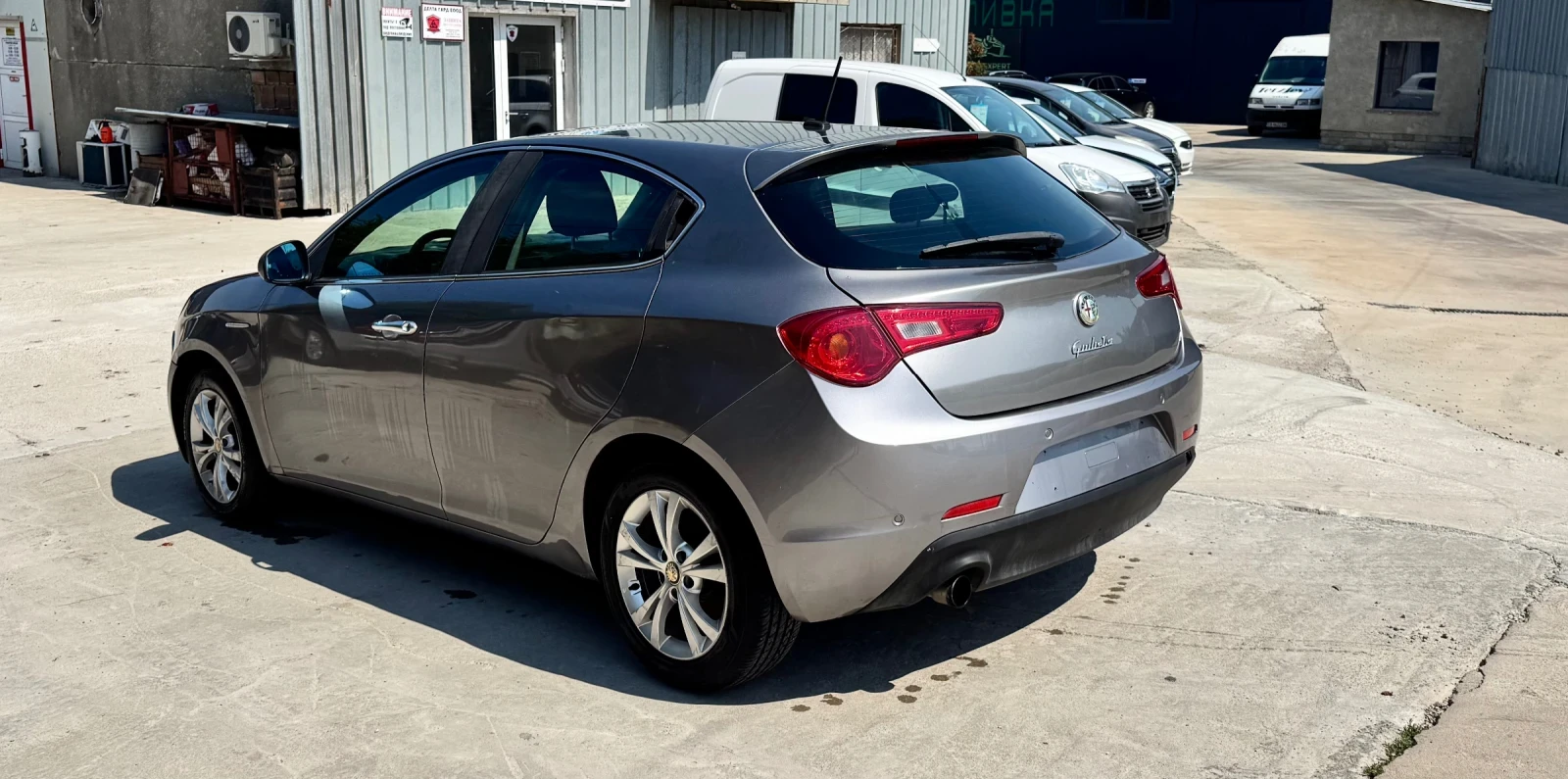 Alfa Romeo Giulietta, снимка 2 - Автомобили и джипове - 55402490