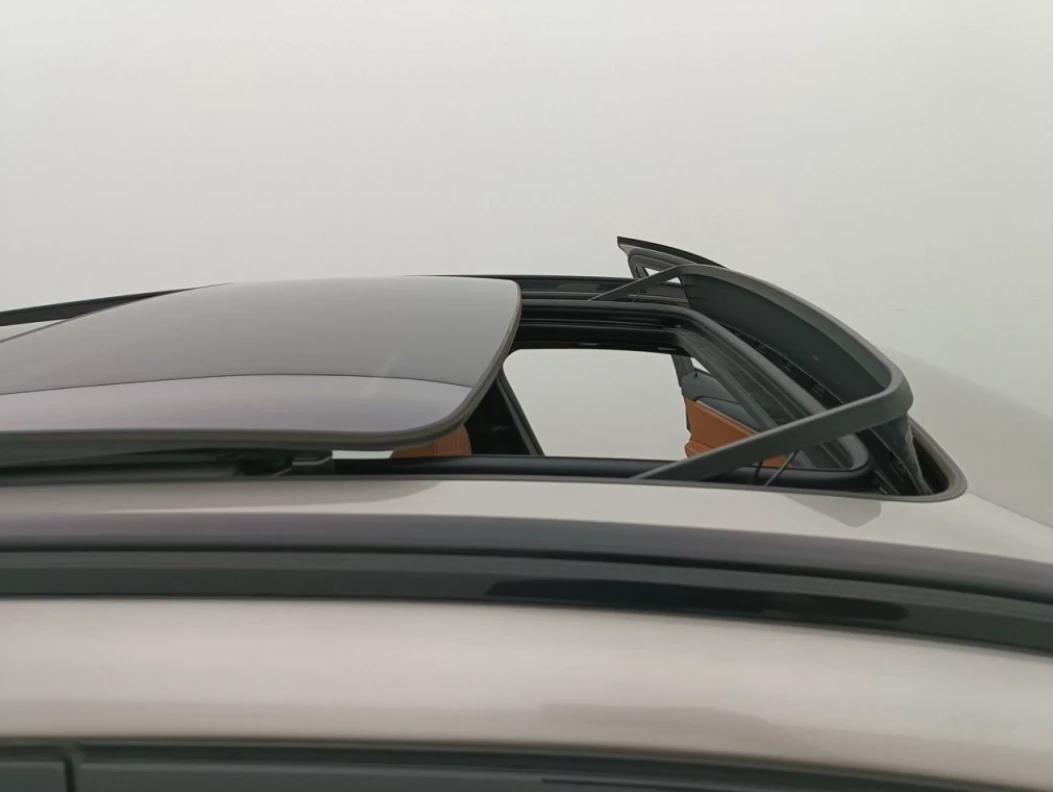 BMW iX3 74 kWh 97% SOH, снимка 11 - Автомобили и джипове - 55444165