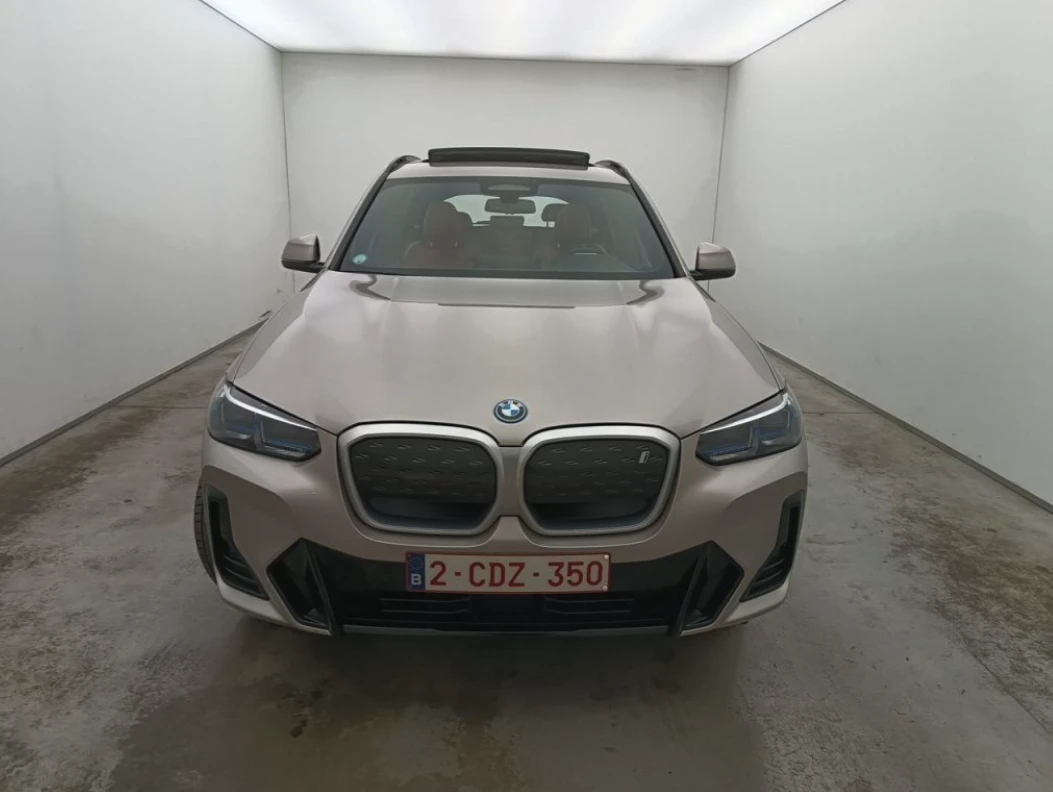 BMW iX3 74 kWh 97% SOH, снимка 9 - Автомобили и джипове - 55444165