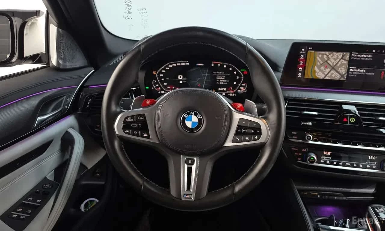 BMW M5 * ДИСТРОНИК * 360 * ОБДУХВАНЕ * ЦЕНА ДО БГ, снимка 13 - Автомобили и джипове - 55597343