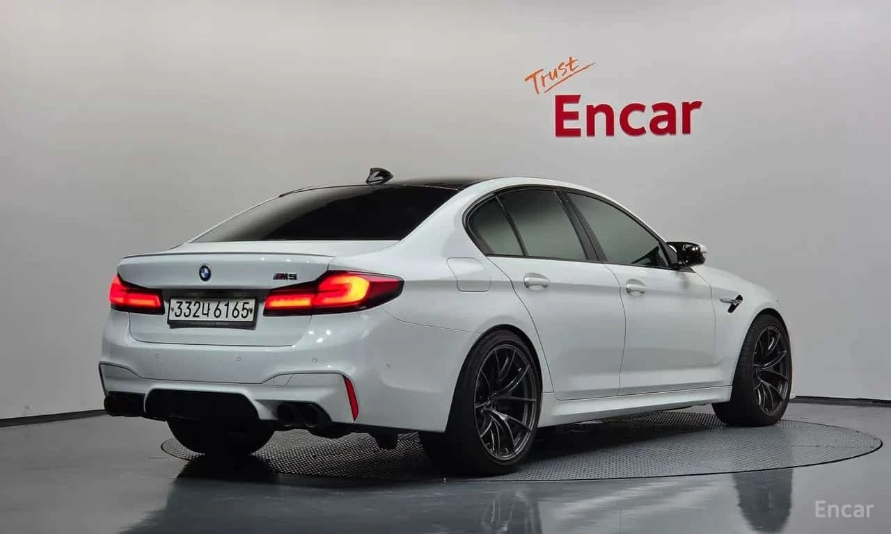 BMW M5 * ДИСТРОНИК * 360 * ОБДУХВАНЕ * ЦЕНА ДО БГ, снимка 2 - Автомобили и джипове - 55597343