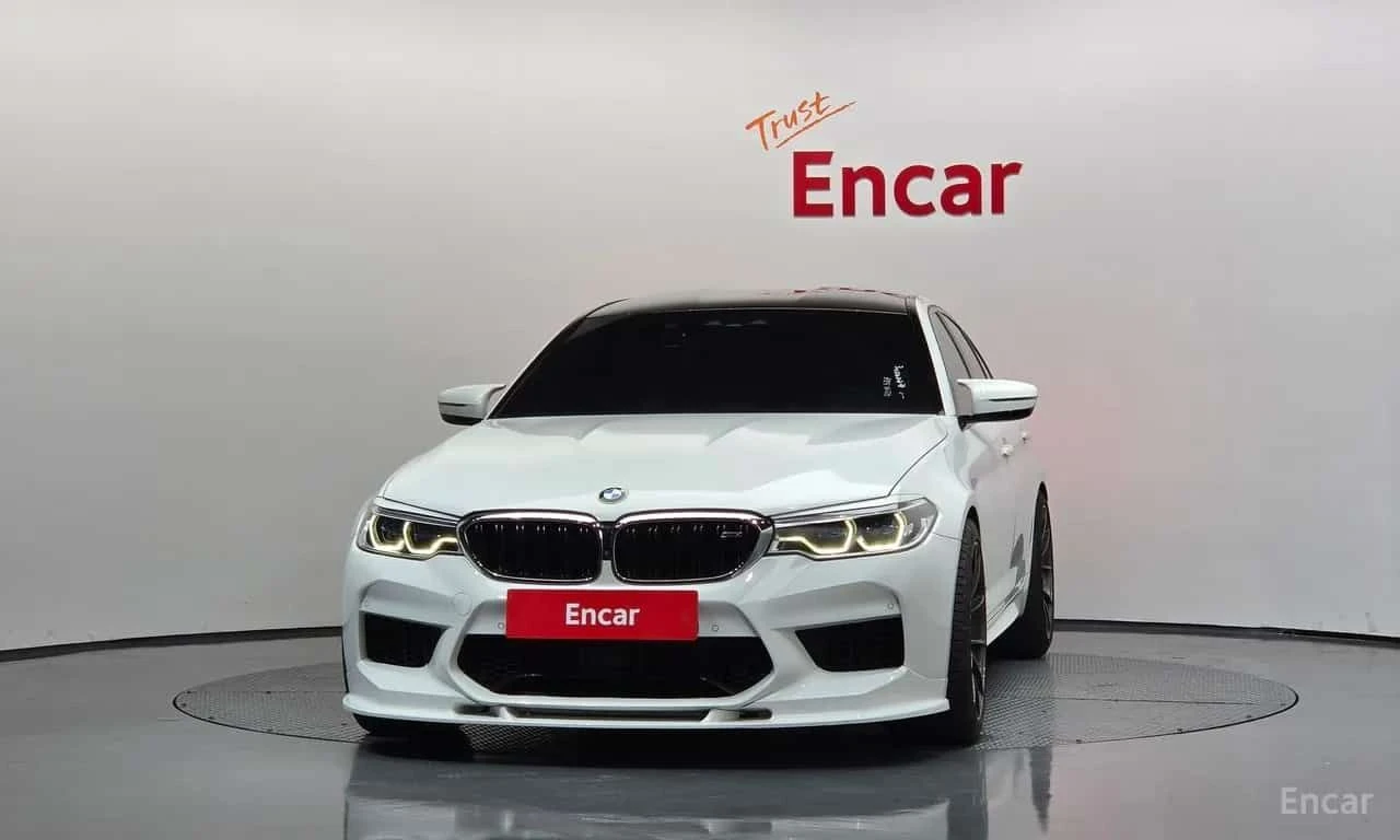 BMW M5 * ДИСТРОНИК * 360 * ОБДУХВАНЕ * ЦЕНА ДО БГ, снимка 3 - Автомобили и джипове - 55597343