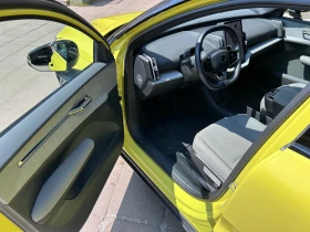 Volvo EX30 Single Motor Extended Range, снимка 9