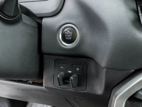 Toyota Tundra LIMITED 4X4 | PANO | DISTRONIC | 14INCH DISPLAY, снимка 9