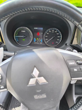 Mitsubishi Outlander PHEV | Mobile.bg    13