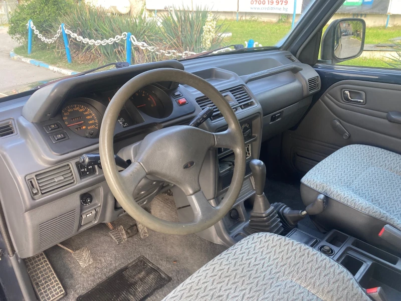 Mitsubishi Pajero, снимка 9 - Автомобили и джипове - 50507893