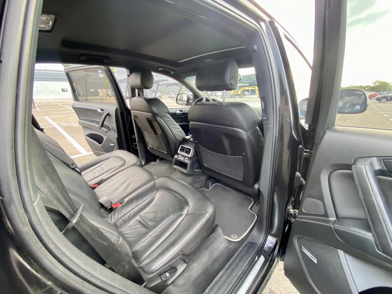 Audi Q7, снимка 7 - Автомобили и джипове - 51312787
