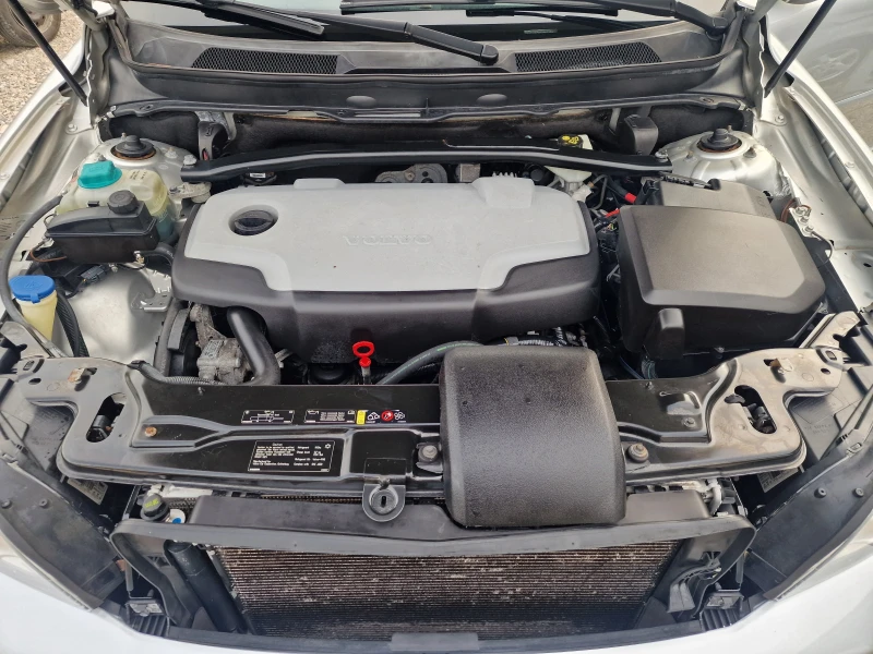 Volvo Xc90 2, 4 D АВТОМАТИК !! , снимка 13 - Автомобили и джипове - 52133238