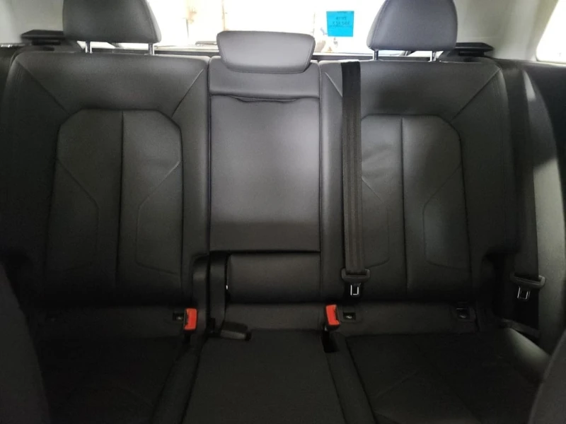 Audi Q3 * Progressiv * CARFAX * ФИНАНСИРАНЕ, снимка 12 - Автомобили и джипове - 53251389