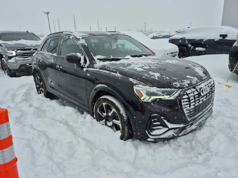 Audi Q3 * TECHNIK * CARFAX * ЦЕНА ДО БГ, снимка 2 - Автомобили и джипове - 53332733