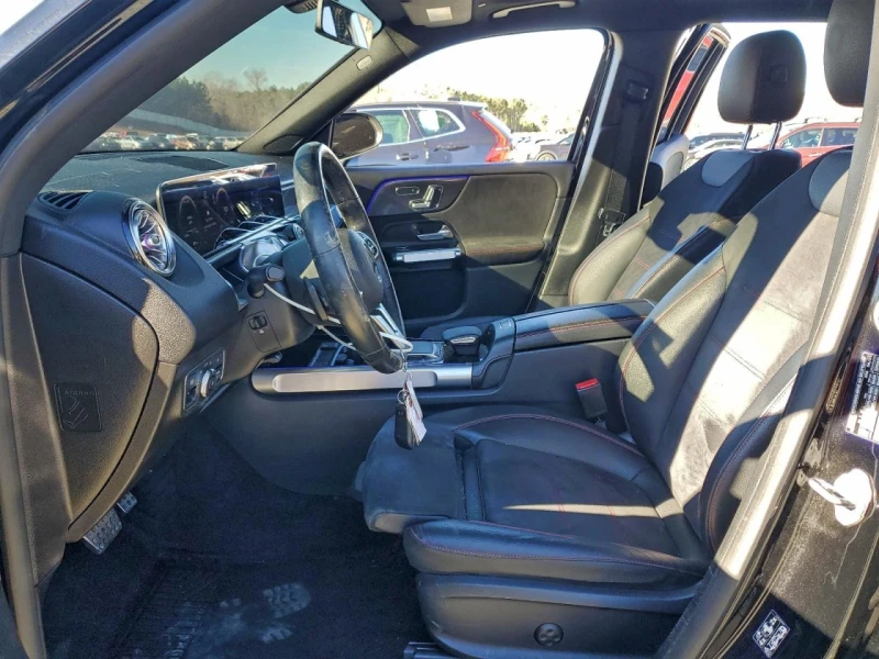 Mercedes-Benz GLB 250* АМГ ПАКЕТ* ДИСТРОНИК* 360* АЛКАНТАРА* , снимка 7 - Автомобили и джипове - 53394550