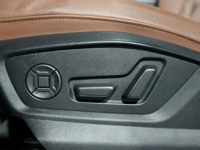 Audi Q7 * Progressiv* S LINE* PANO* 360* ОБДУХВАНЕ , снимка 16 - Автомобили и джипове - 53224773