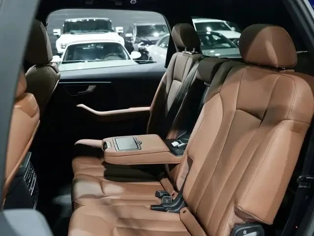 Audi Q7 * Progressiv* S LINE* PANO* 360* ОБДУХВАНЕ , снимка 13 - Автомобили и джипове - 53224773