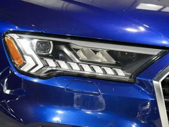 Audi Q7 * Progressiv* S LINE* PANO* 360* ОБДУХВАНЕ  - изображение 4