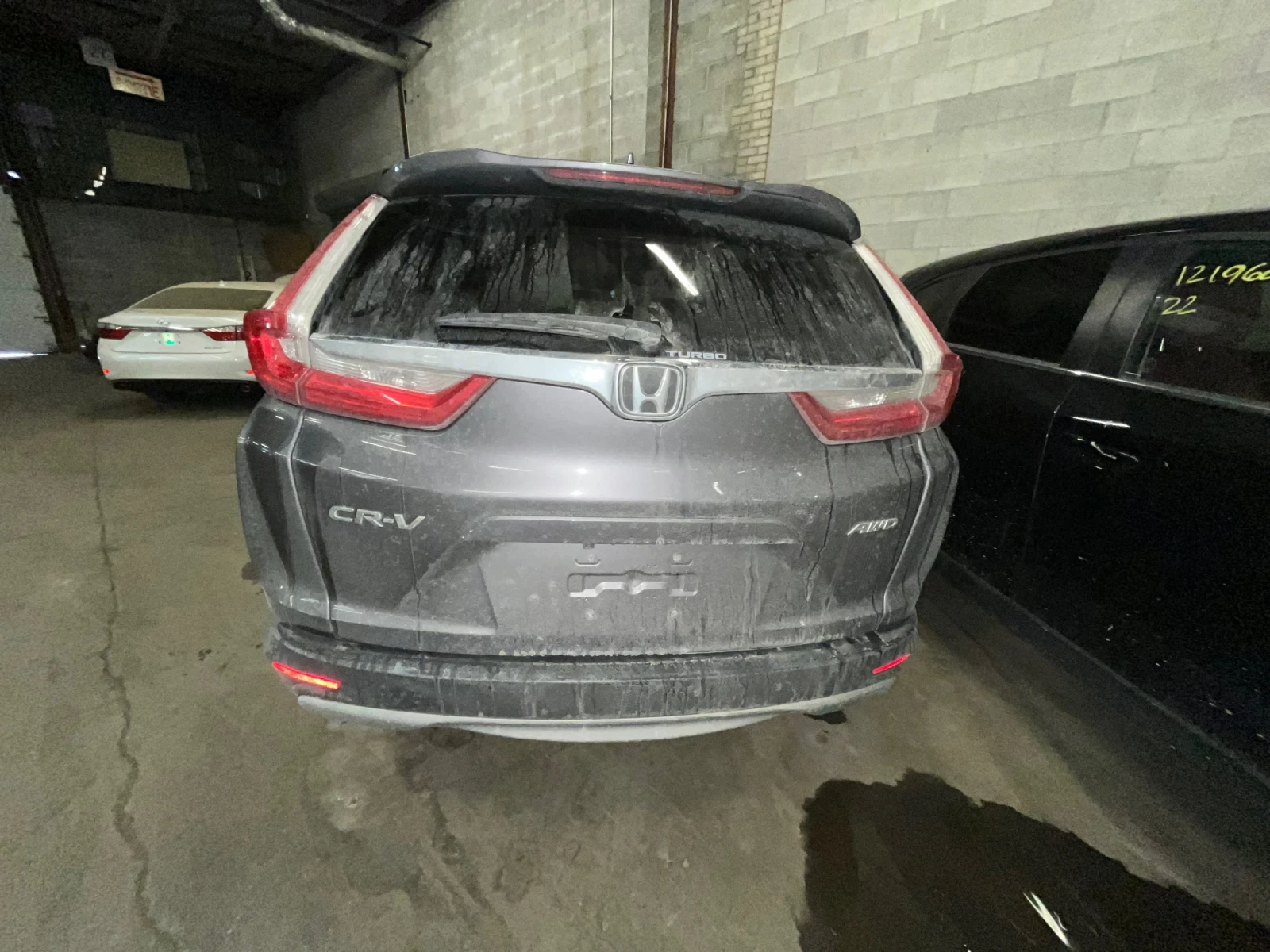 Honda Cr-v 1.5 turbo dva broya, снимка 13 - Автомобили и джипове - 53808630