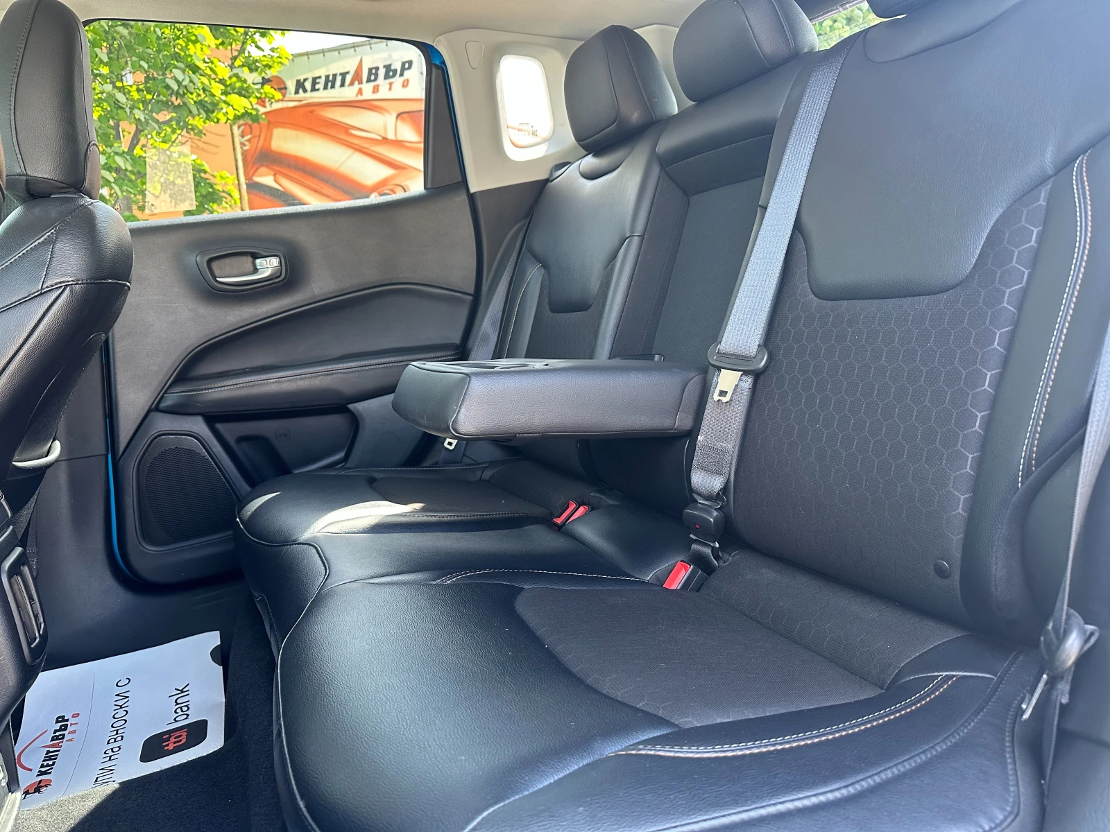 Jeep Compass 2.4i 182 к.с. - изображение 9