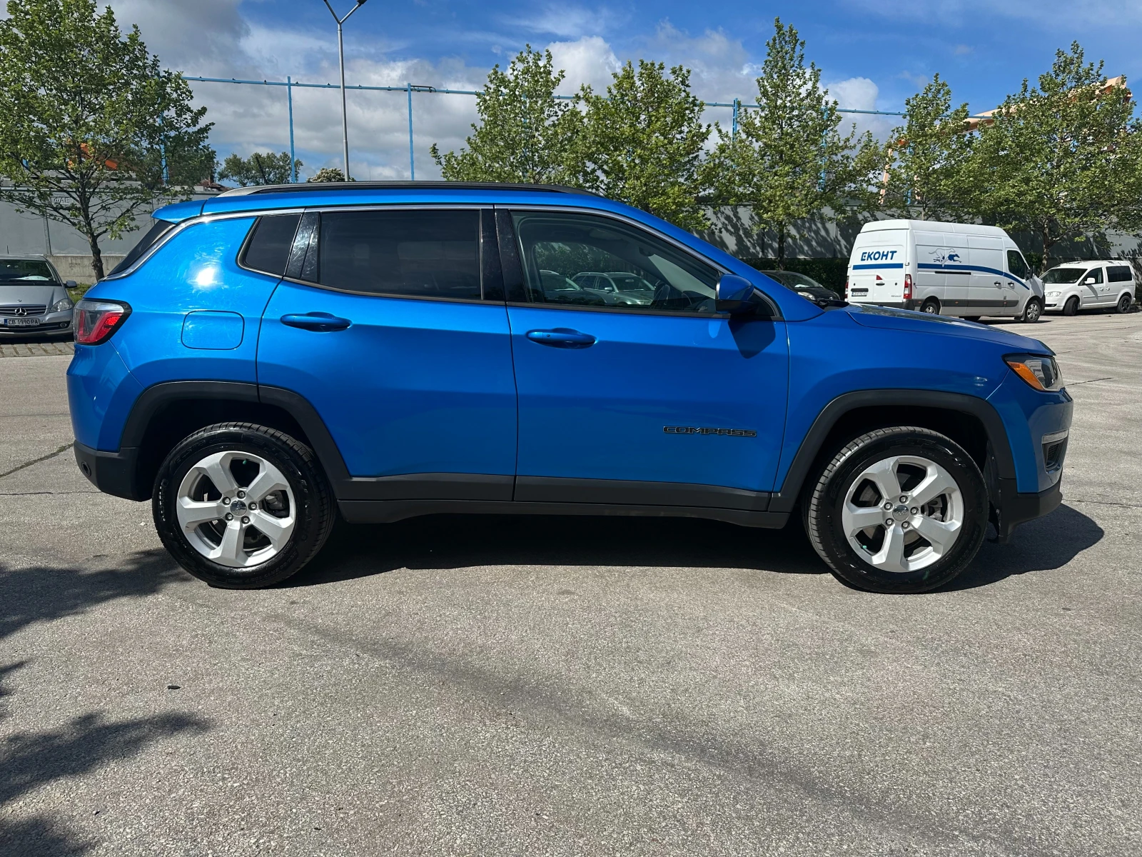 Jeep Compass 2.4i 182 к.с. - изображение 5