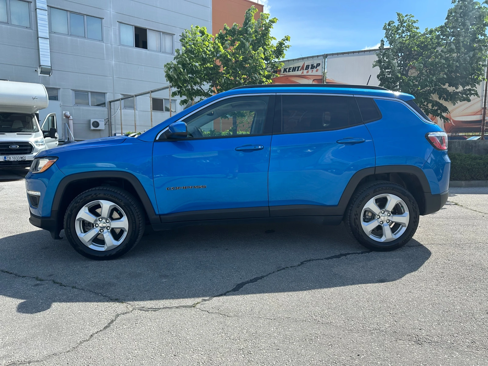 Jeep Compass 2.4i 182 к.с. - изображение 2