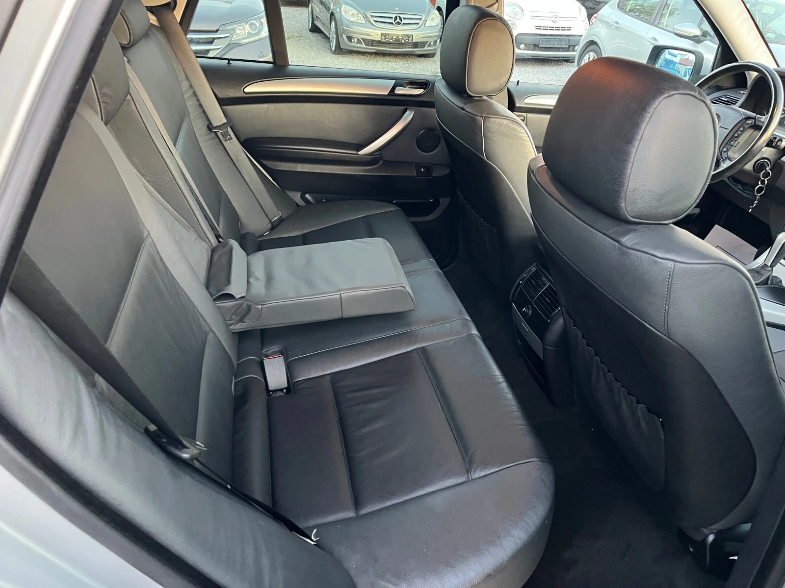 BMW X5 3.0I - изображение 8