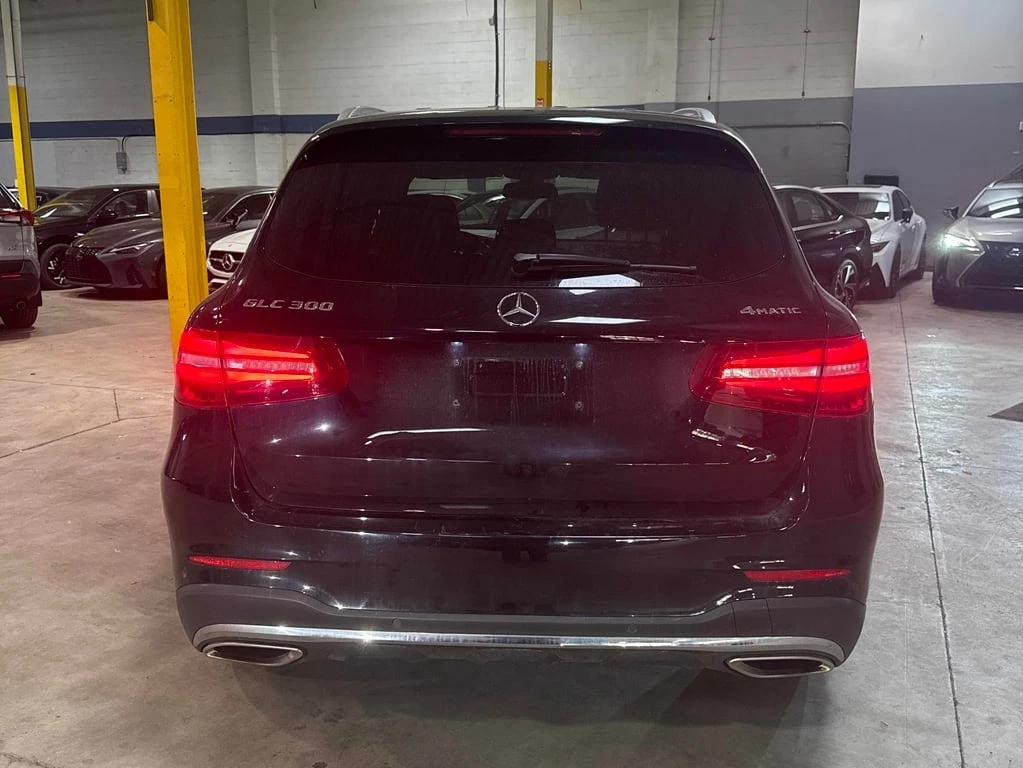 Mercedes-Benz GLC * 300 * CARFAX * БЕЗ ПЪРВОНАЧАЛНА ВНОСКА - изображение 4