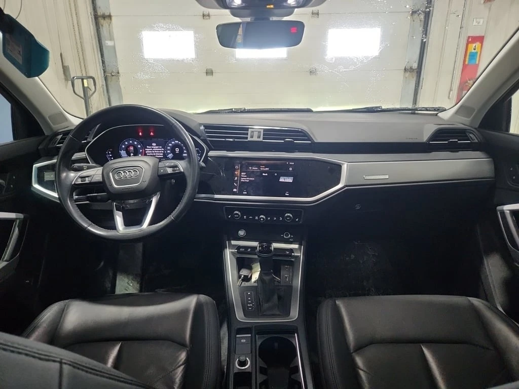 Audi Q3 * Progressiv * CARFAX * ФИНАНСИРАНЕ - изображение 10