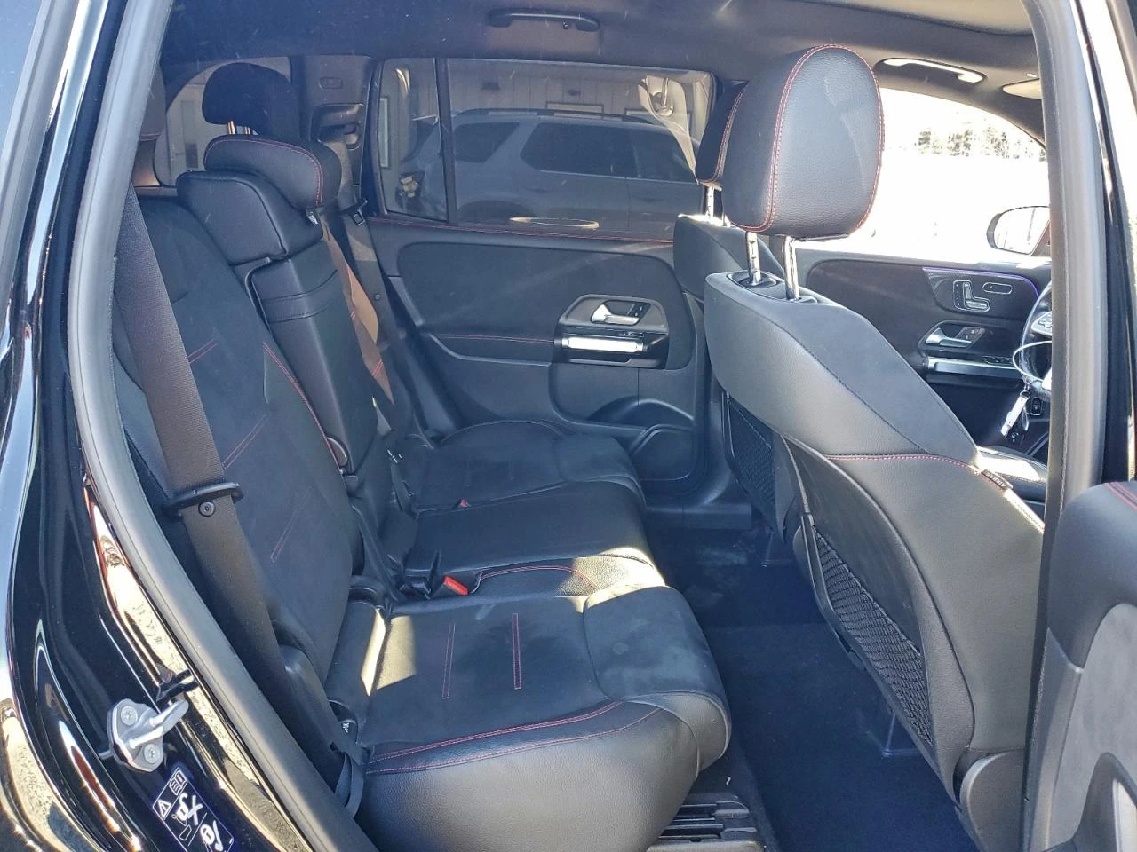 Mercedes-Benz GLB 250* ��� �����* ���������* 360* ���������*  | Mobile.bg � ����������� 11