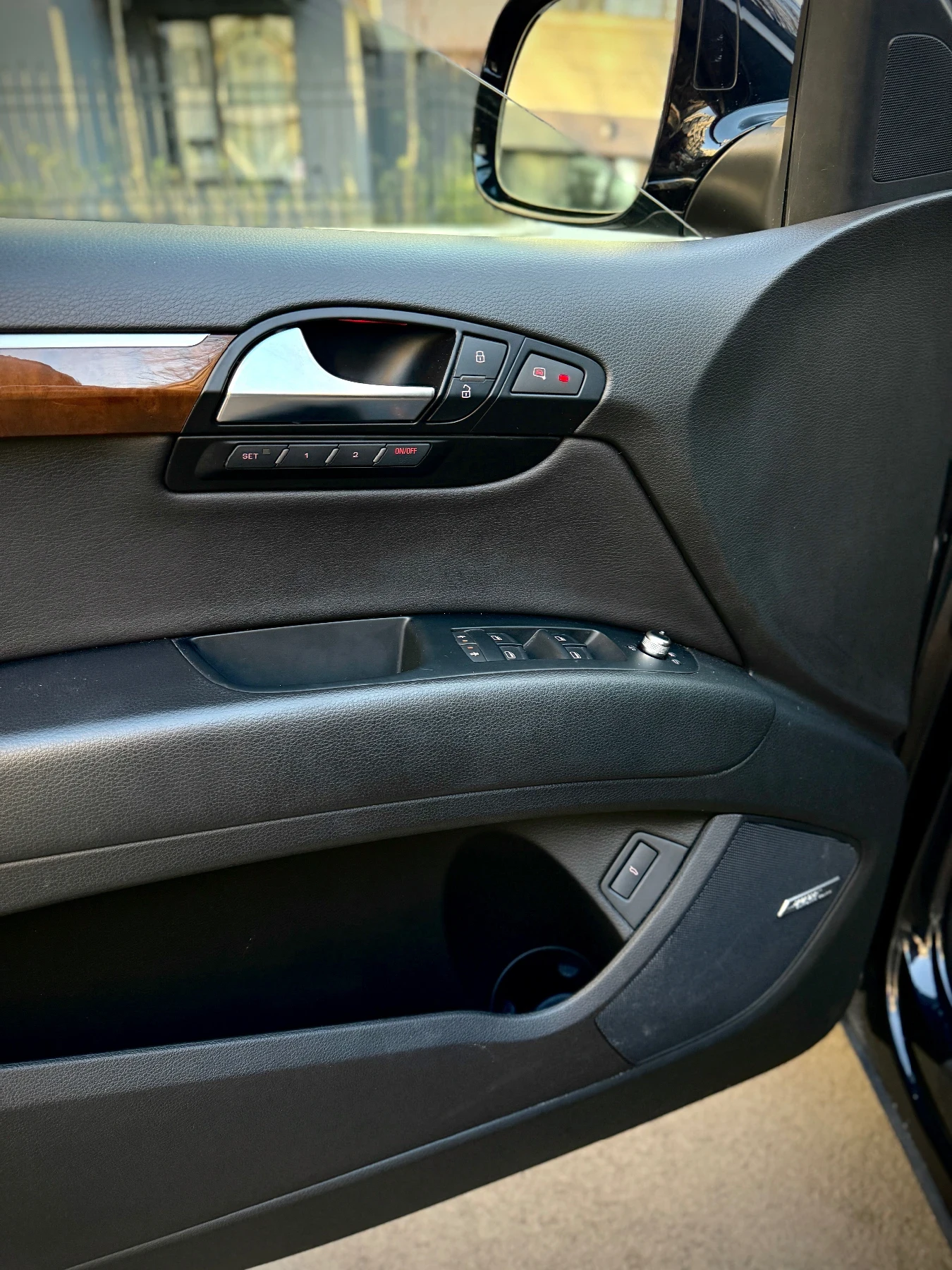 Audi Q7 TDI* BOSE* 7-Места* ПАНО* ТЕХНОТЕСТ, снимка 14 - Автомобили и джипове - 53834866