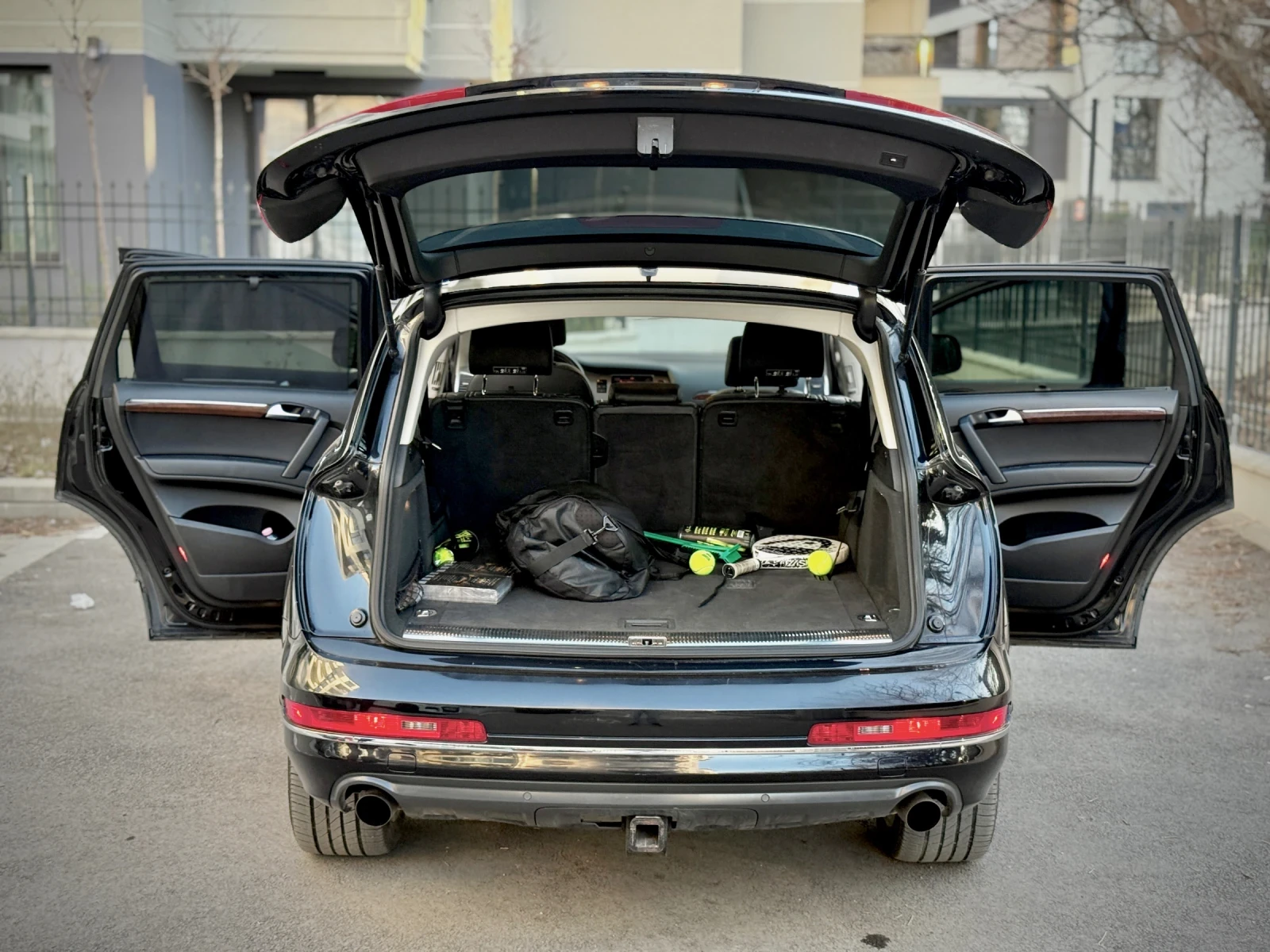 Audi Q7 TDI* BOSE* 7-Места* ПАНО* ТЕХНОТЕСТ, снимка 9 - Автомобили и джипове - 53834866