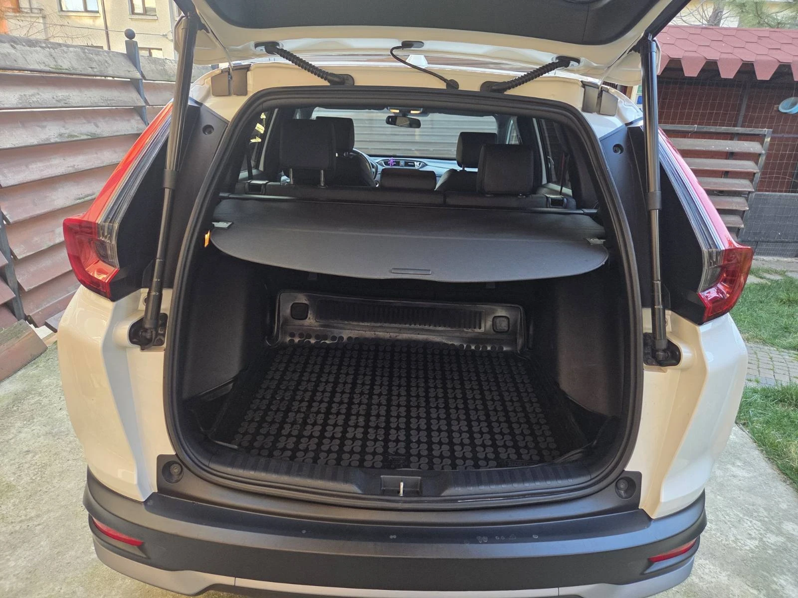 Honda Cr-v 4х4 AWD 1.5 Турбо Бензин, снимка 8 - Автомобили и джипове - 54306979