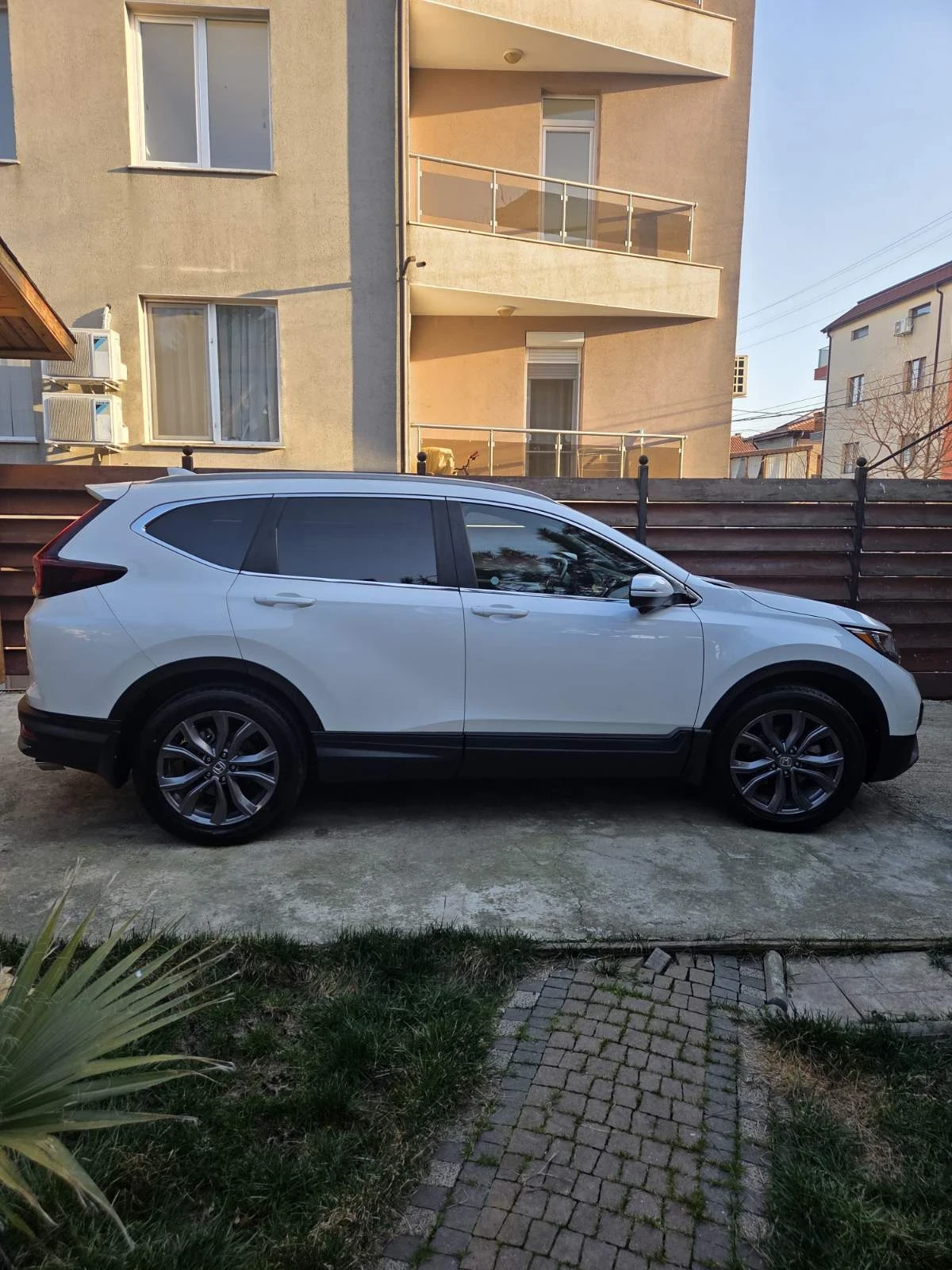 Honda Cr-v 4х4 AWD 1.5 Турбо Бензин, снимка 4 - Автомобили и джипове - 54306979