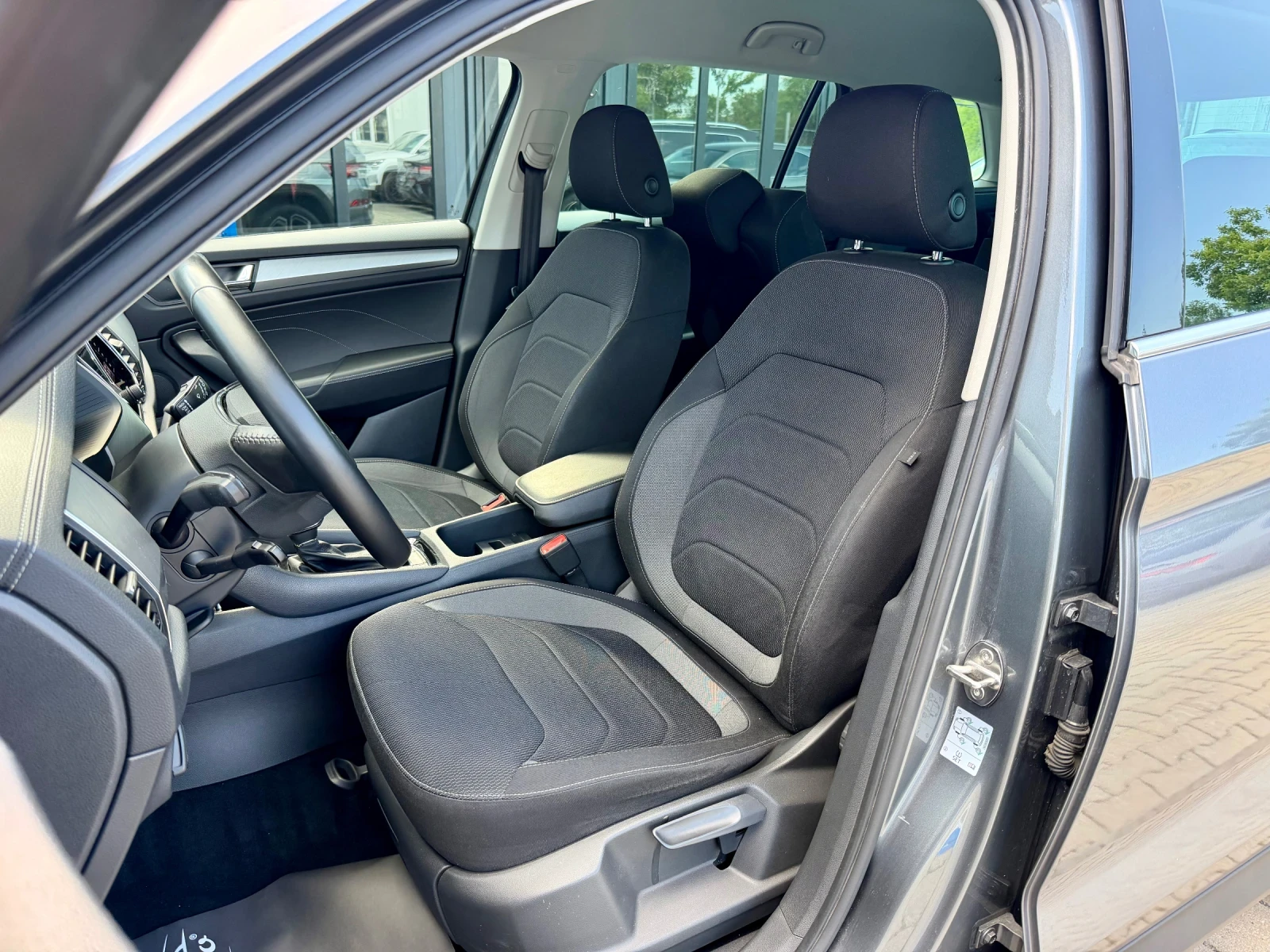 Skoda Kodiaq 2.0TDI#MATRIX#DISTR#DIGITAL#CAMERA#7МЕСТА#, снимка 9 - Автомобили и джипове - 54683516
