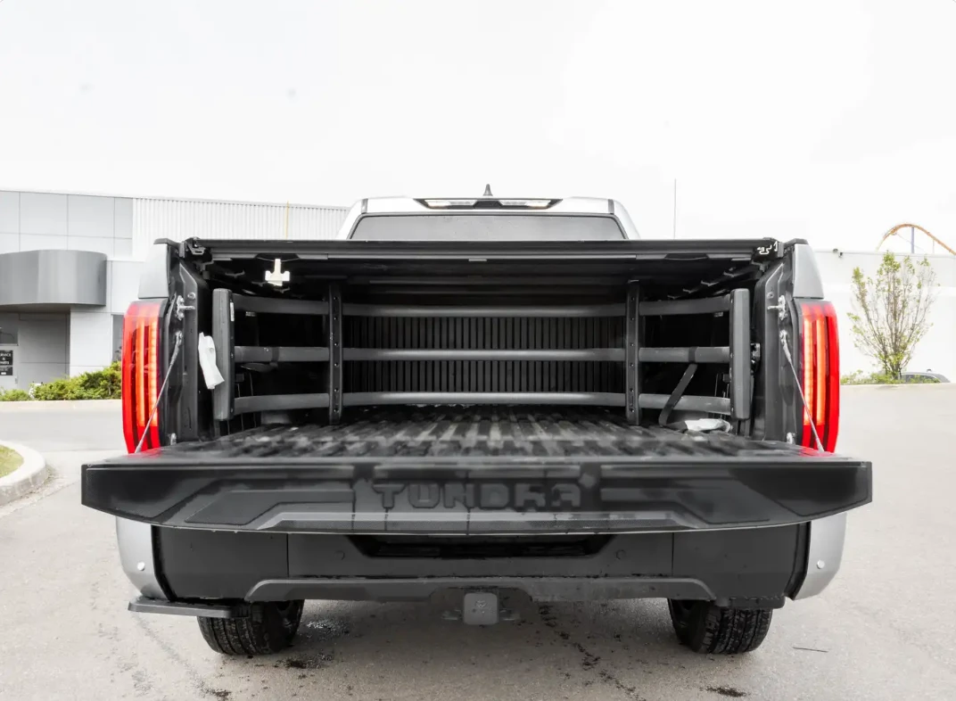 Toyota Tundra LIMITED 4X4 | PANO | DISTRONIC | 14INCH DISPLAY, снимка 6 - Автомобили и джипове - 54718511