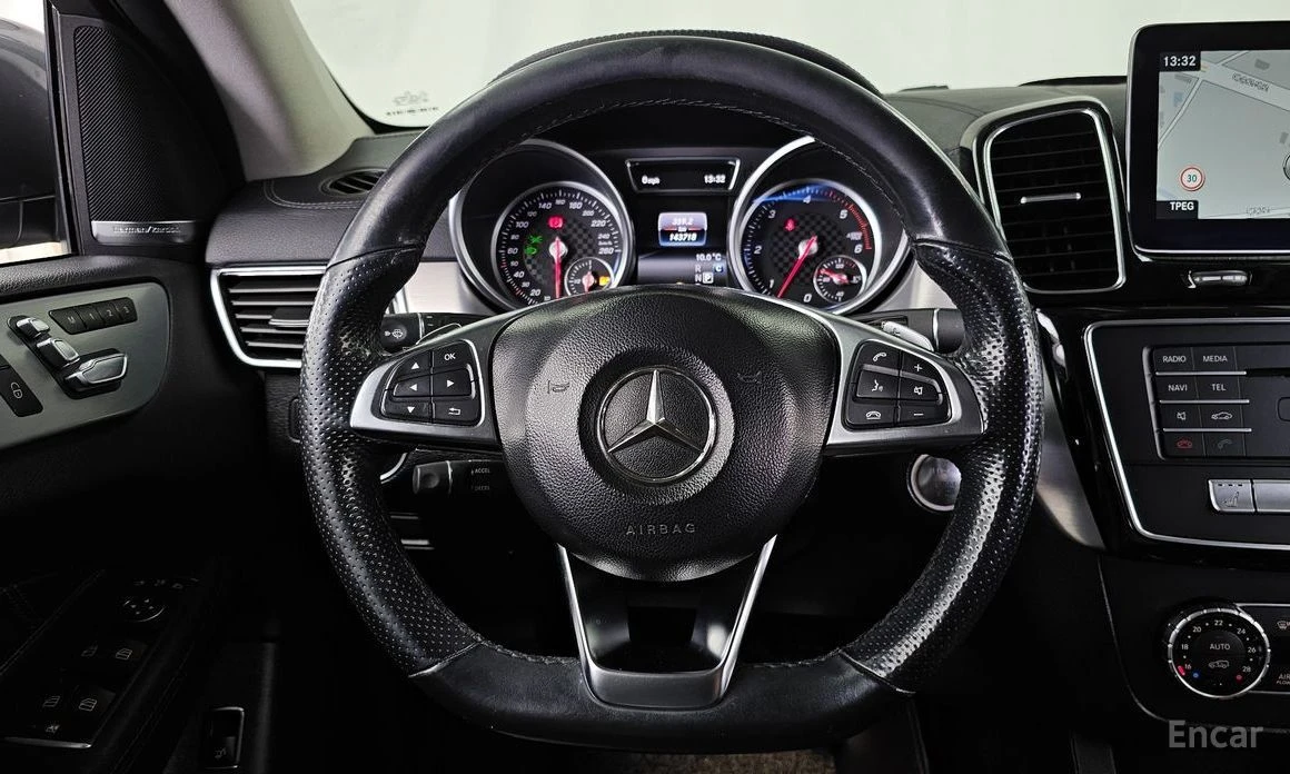 Mercedes-Benz GLE 350, снимка 13 - Автомобили и джипове - 54738647