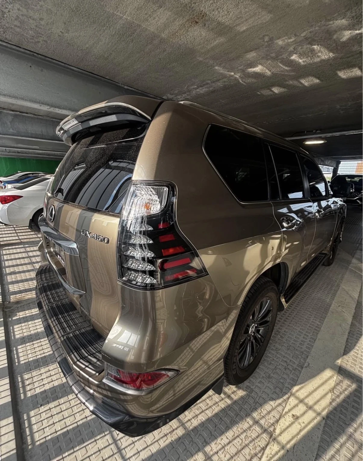 Lexus GX 460 EXECUTIVE PKG | 2023 | 18K KM | БЕЗ ИНЦИДЕНТИ | , снимка 3 - Автомобили и джипове - 55577410