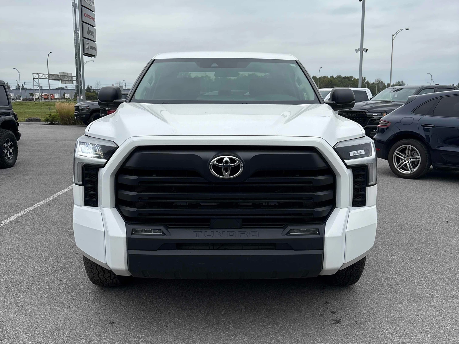 Toyota Tundra * SR5 * CARFAX * АВТОКРЕДИТ* , снимка 6 - Автомобили и джипове - 55948971