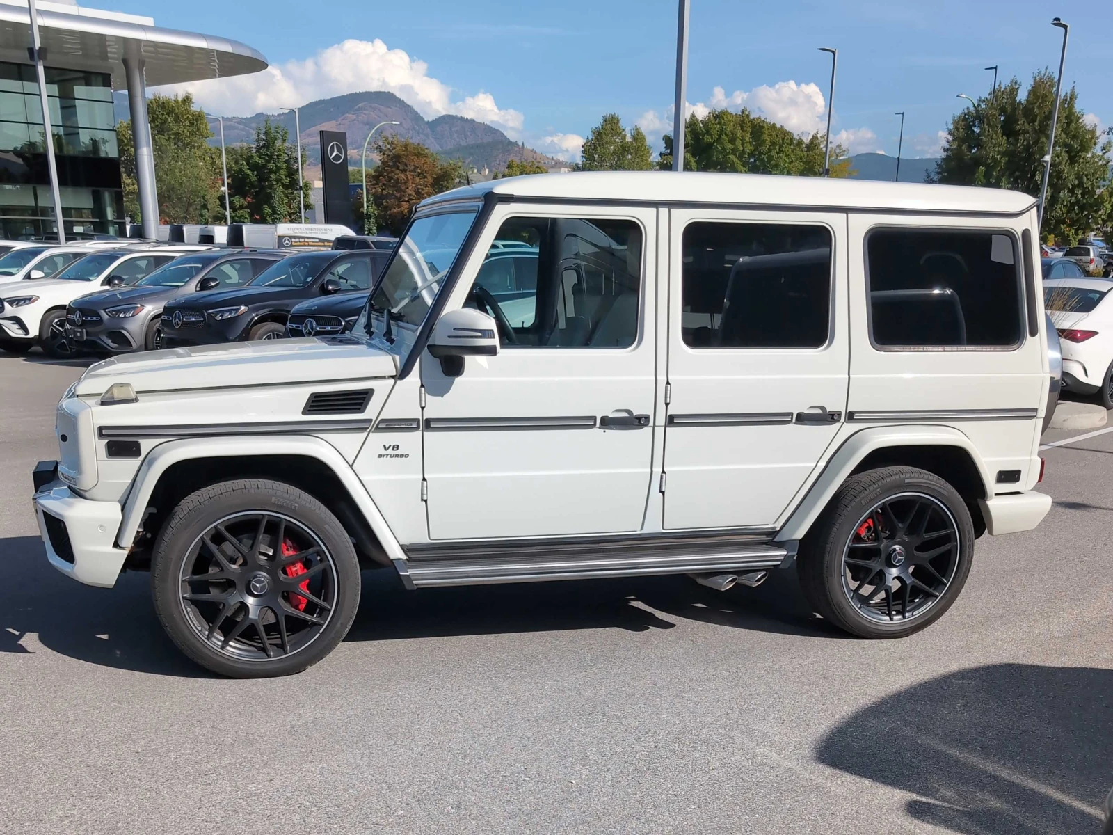 Mercedes-Benz G 63 AMG 4MATIC | ГЛАВНО ПРЕДСТАВИТЕЛСТВО НА MERCEDES, снимка 3 - Автомобили и джипове - 56039251