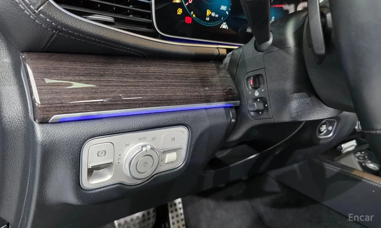 Mercedes-Benz GLE 400 / ДИСТРОНИК / ОБДУХВАНЕ / BURMESTER / HEAD-UP, снимка 14 - Автомобили и джипове - 56127852